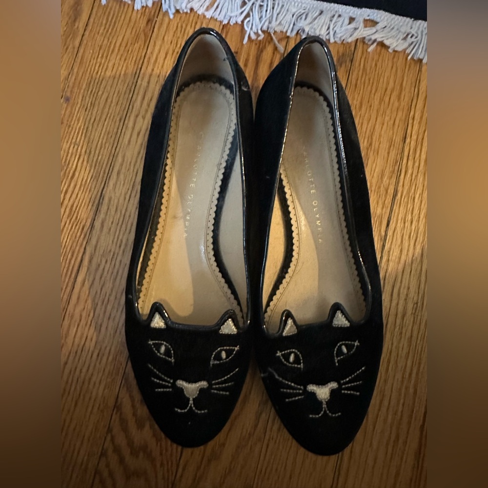 Charlotte Olympia Cat Kitten Flats - size W 10-11, EU 41 Black Velvet / Gold GUC